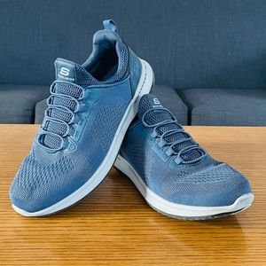 Skechers Classic Fit Air Cooled Memory Foam Men’s Sz 10.5